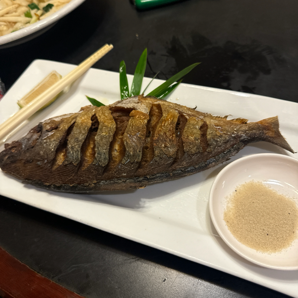 石庭客家小館 のレストランの写真：鯧魚，年年有餘 by食、動、健康 