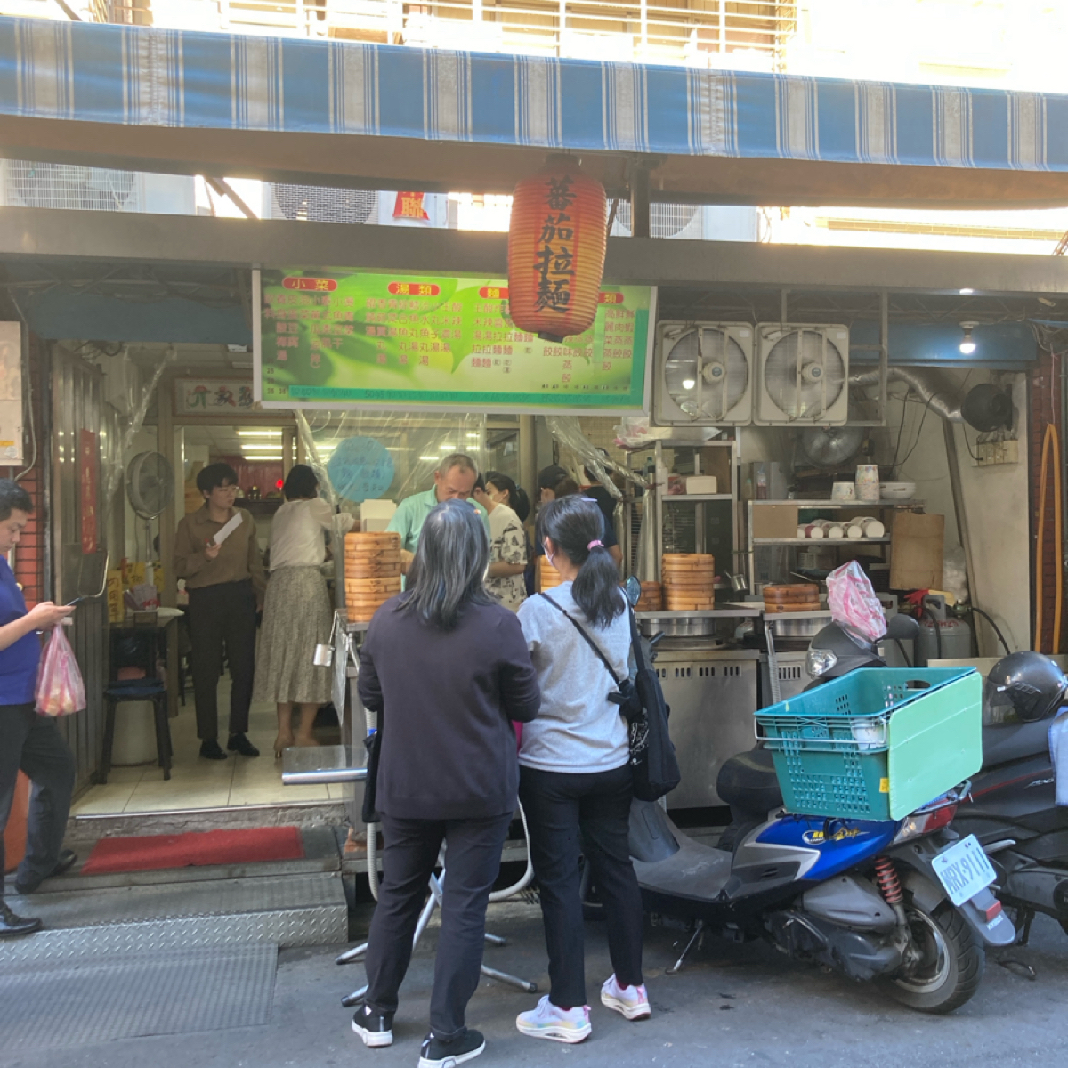 Vibe image of 亓家蒸餃:  shot by 史波蓋提