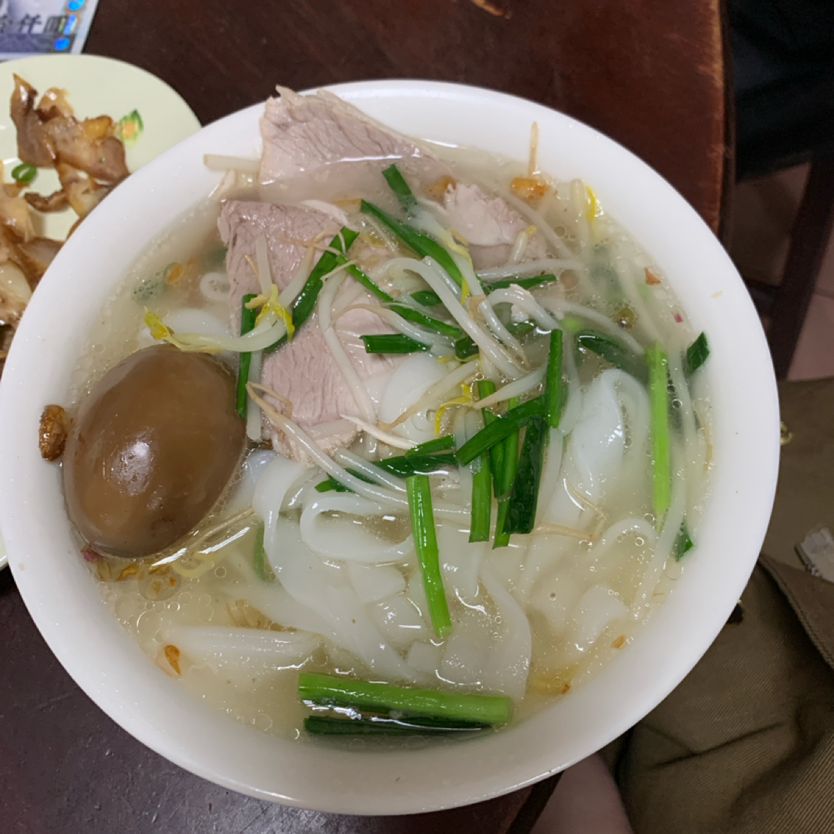 賴新魁麵館 のレストランの写真：客家板條 by嚶嚶美代子 