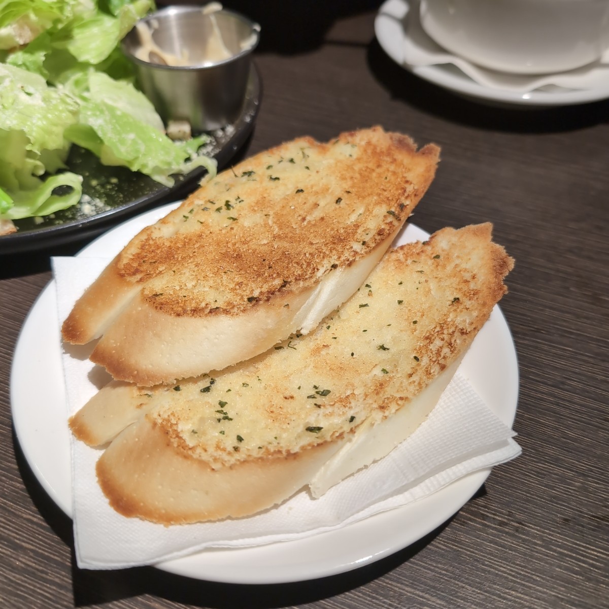 尼西義大利麵 のレストランの写真：大蒜麵包 by句點 
