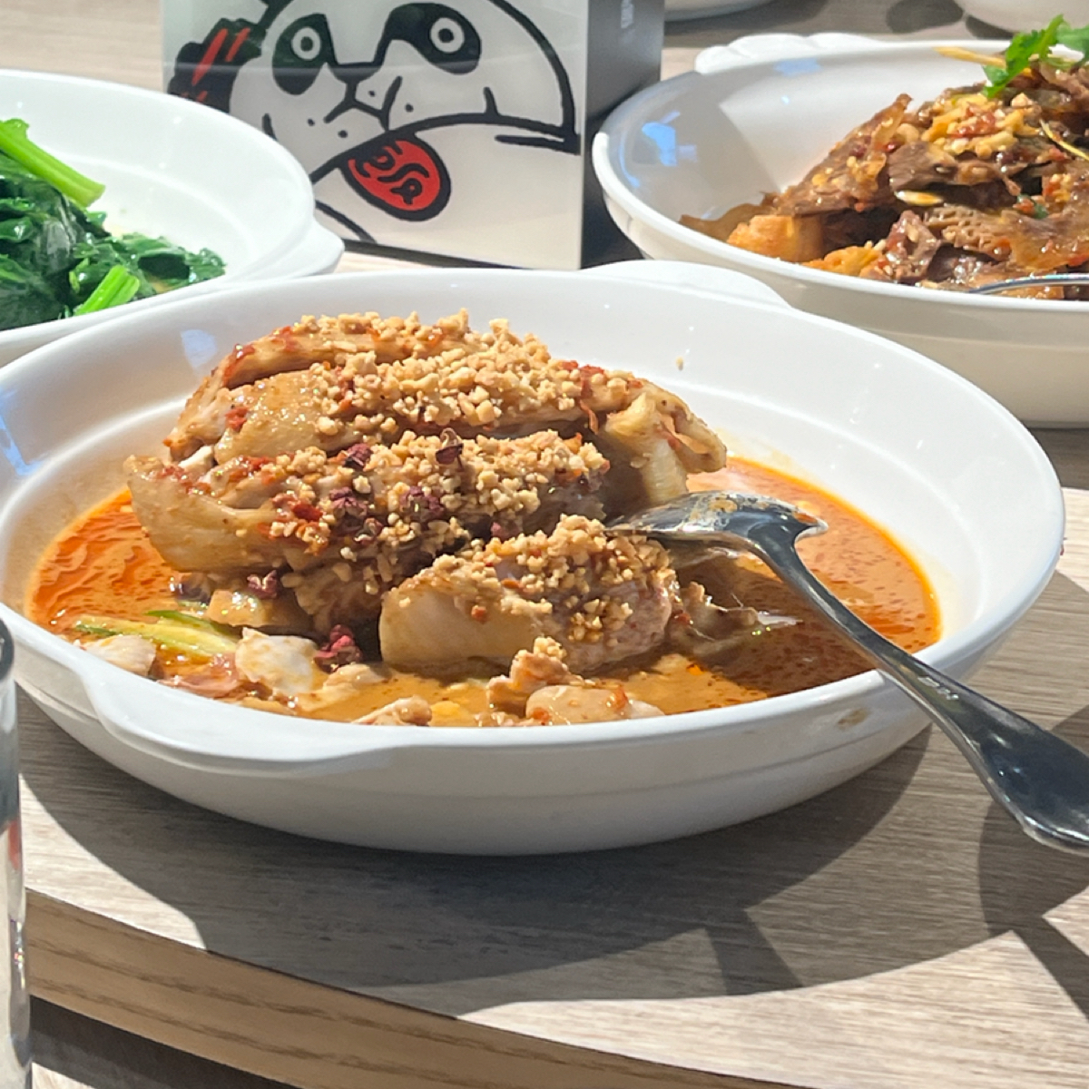 開飯川食堂 左營店 的餐點圖片：口水雞本人，一定點來吃看看，還挺下飯的！ 由Yo 拍攝