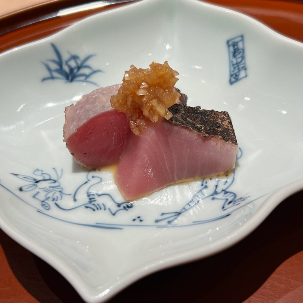 明壽司 的餐點圖片：柴魚 由動吃動吃動吃 拍攝