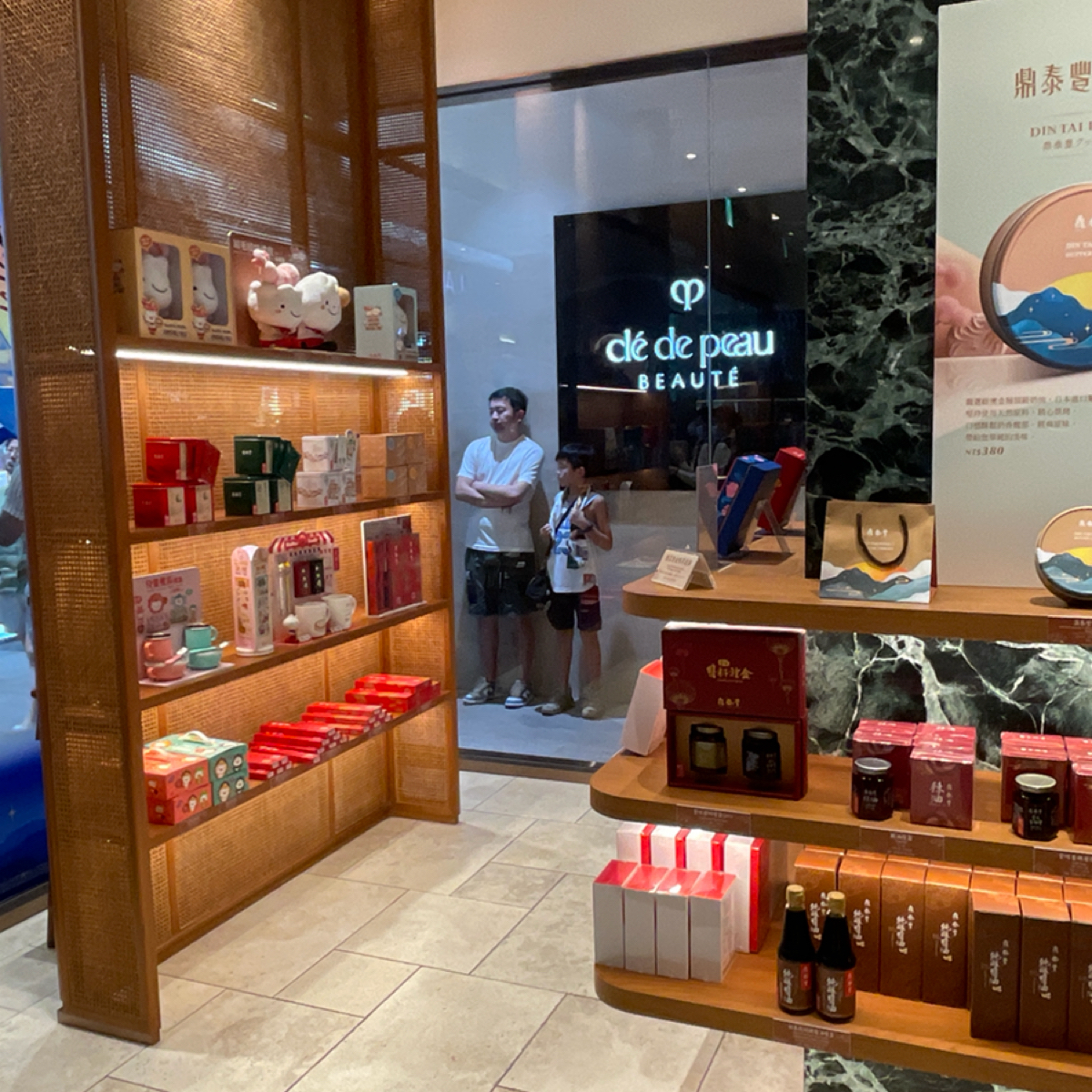 鼎泰豐 A13店 的外觀氛圍圖片： 由HIH J 拍攝