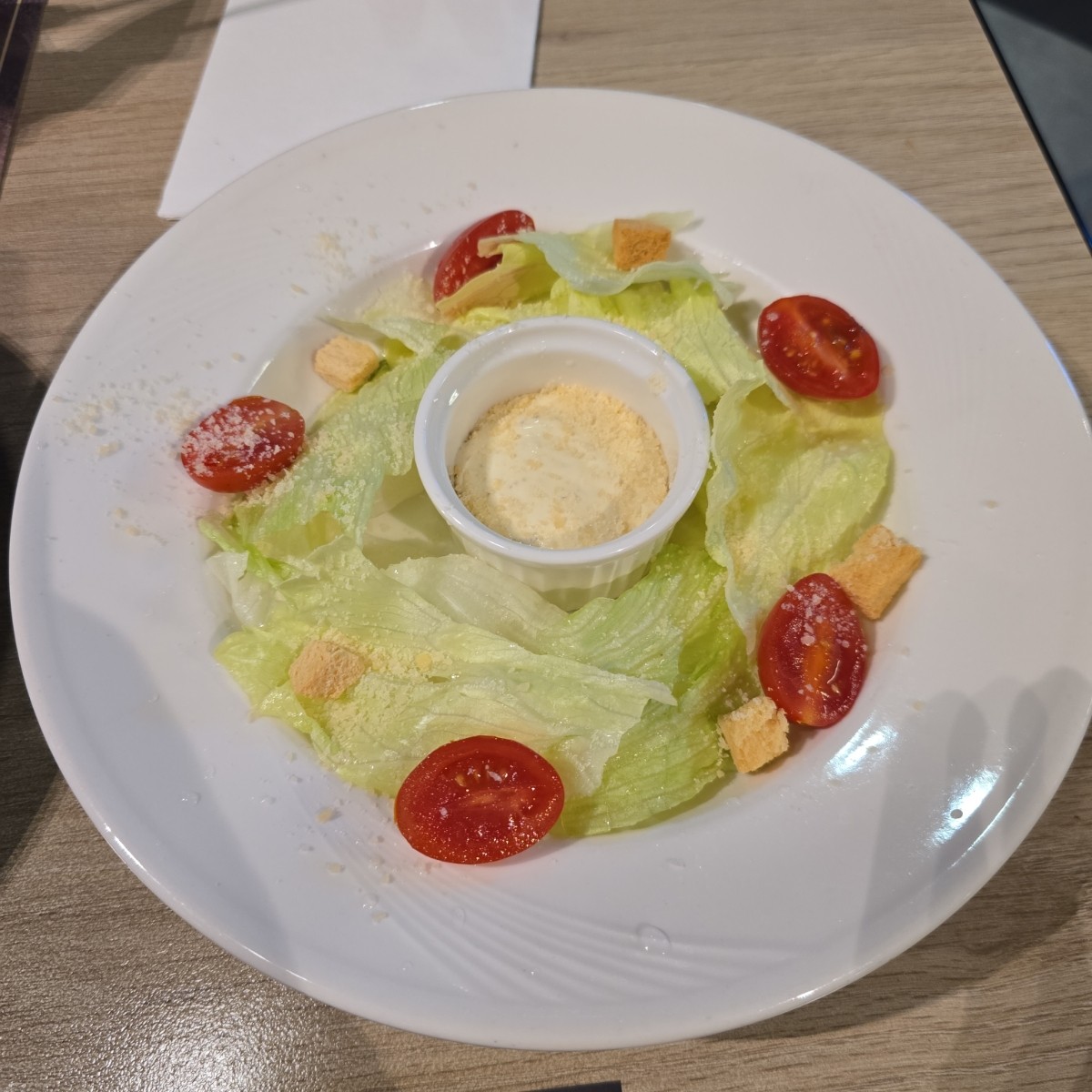 Meal image of 瀧厚炙燒熟成牛排 台北南港店: 凱薩沙拉 shot by 永遠的新手