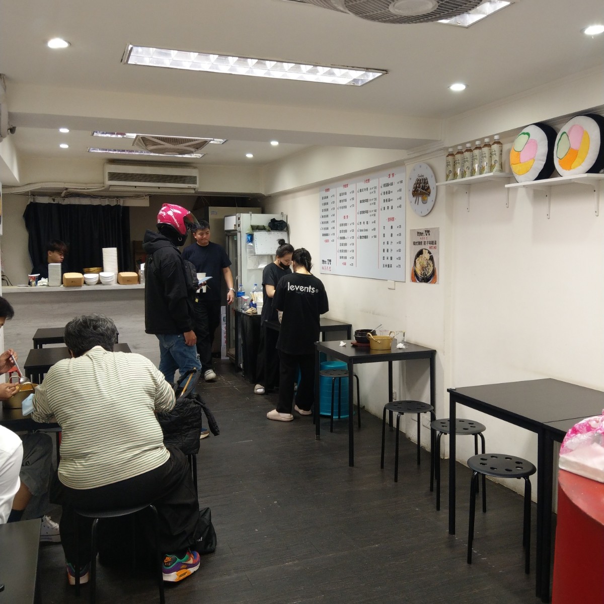 Menu image of MR.김밥 飯捲先生:  shot by IN老師