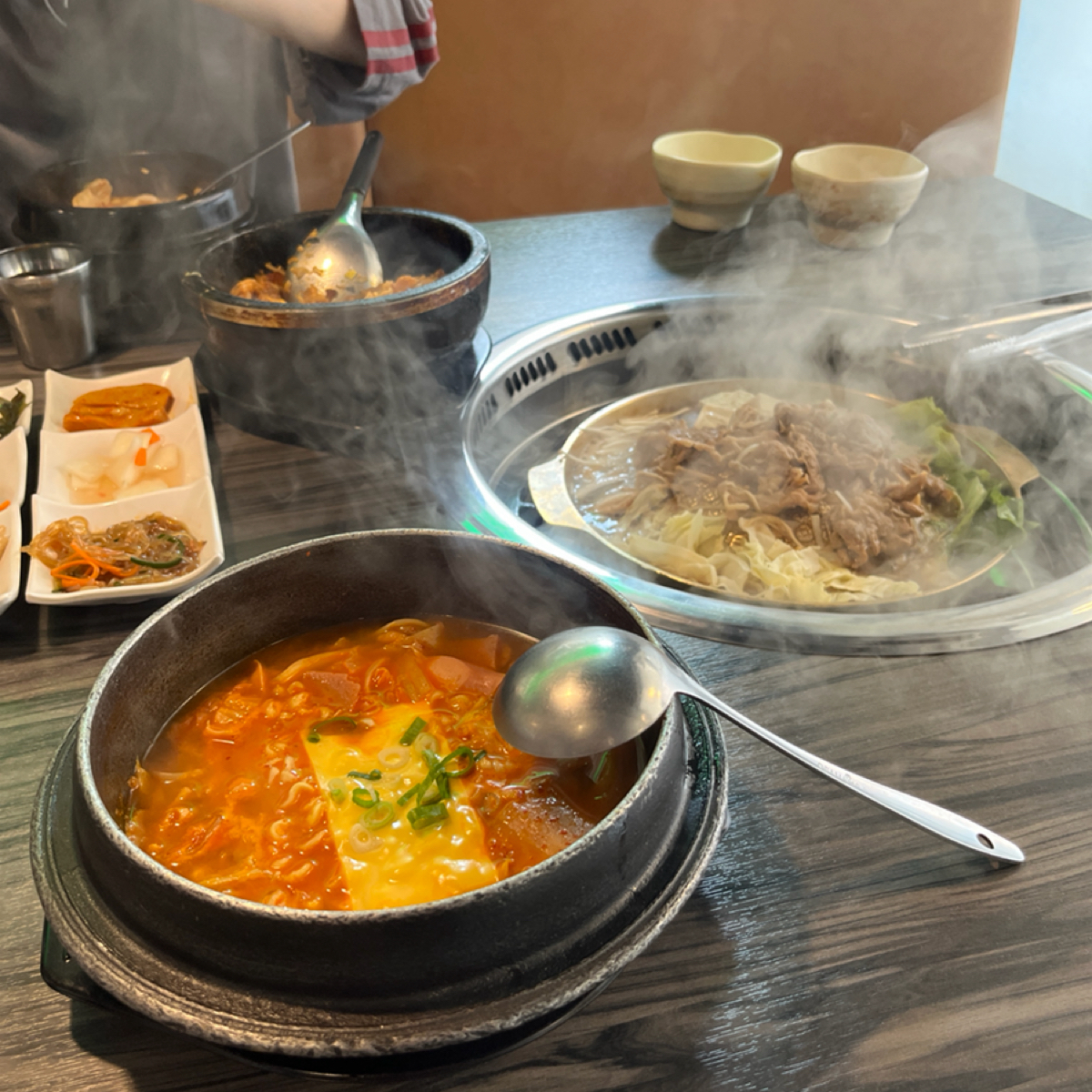 Meal image of 松島송도韓國料理: 我們點的餐點們 shot by 阿官