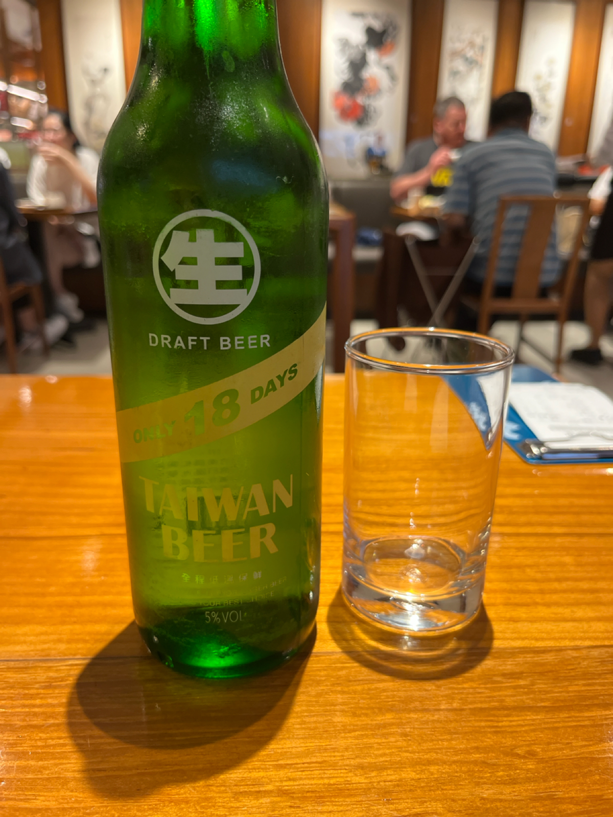 Meal image of 鼎泰豐  新光A4店: 很貴（$180）但很搭的 18 生 shot by 阿官