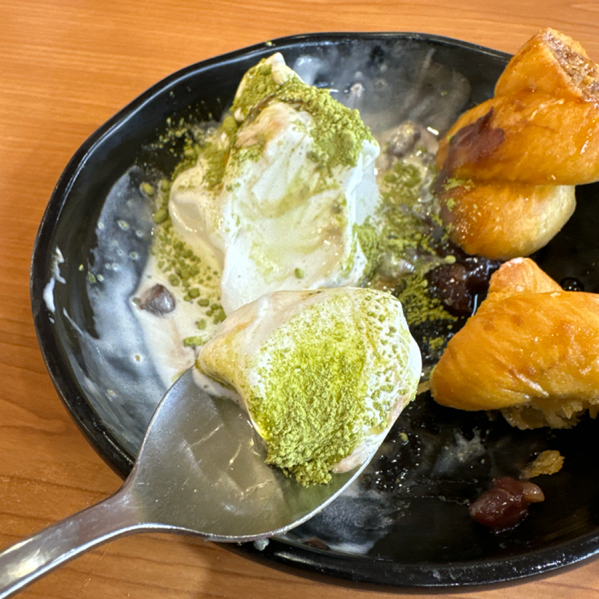 くら寿司 藏壽司 高雄漢神巨蛋店 的餐點圖片： 由三口元 拍攝