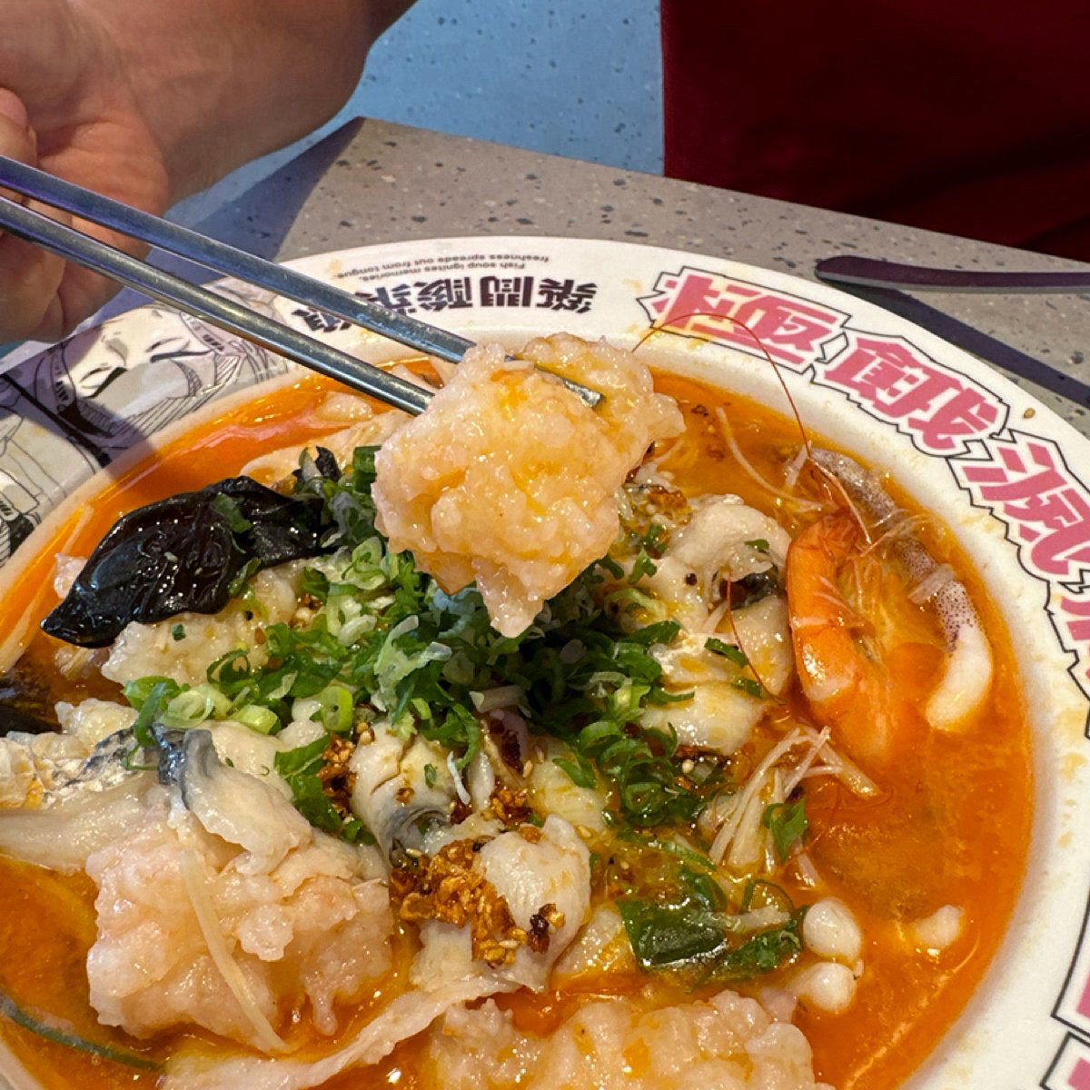 Meal image of 築間酸菜魚 岡山樂購廣場店: 估溜鮮蝦滑(168元) shot by 吃曼