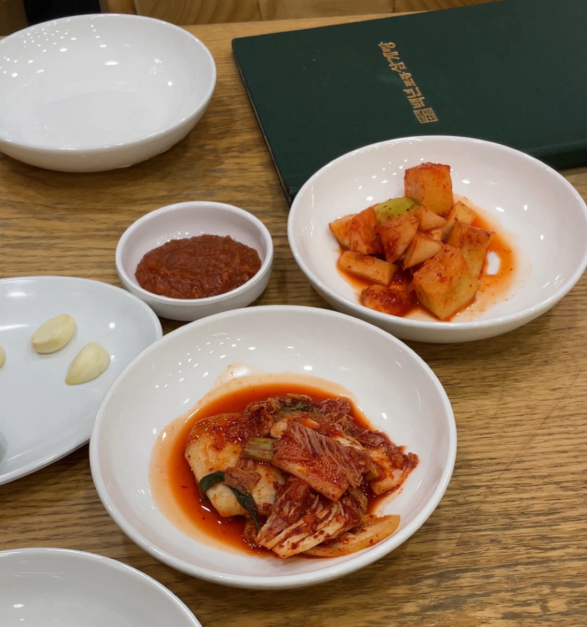 百年土種蔘雞湯 백년토총삼계탕 のレストランの写真： byHIH J 