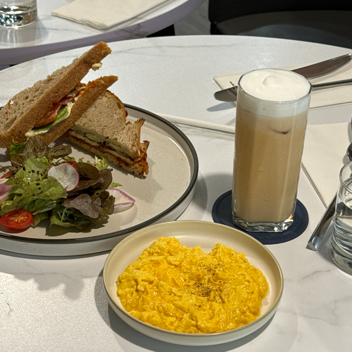 memo café のレストランの写真：有加點炒蛋 炒蛋是有加起司的 by飲料王 