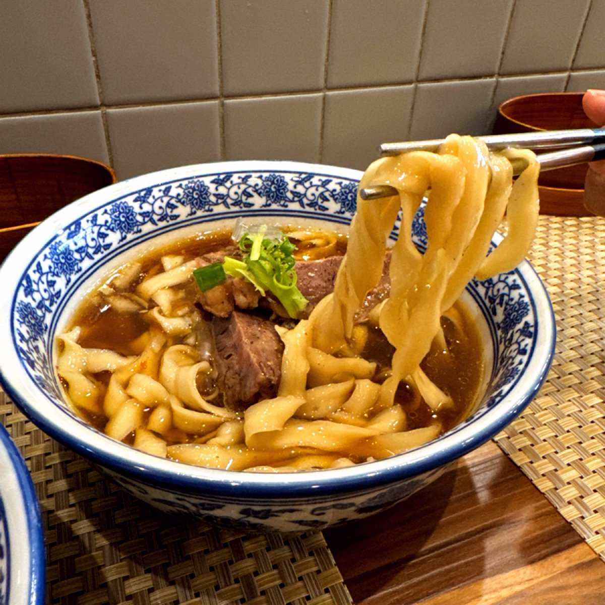 Meal image of 江牛樓: 刀削麵 shot by 小青蛙🐸