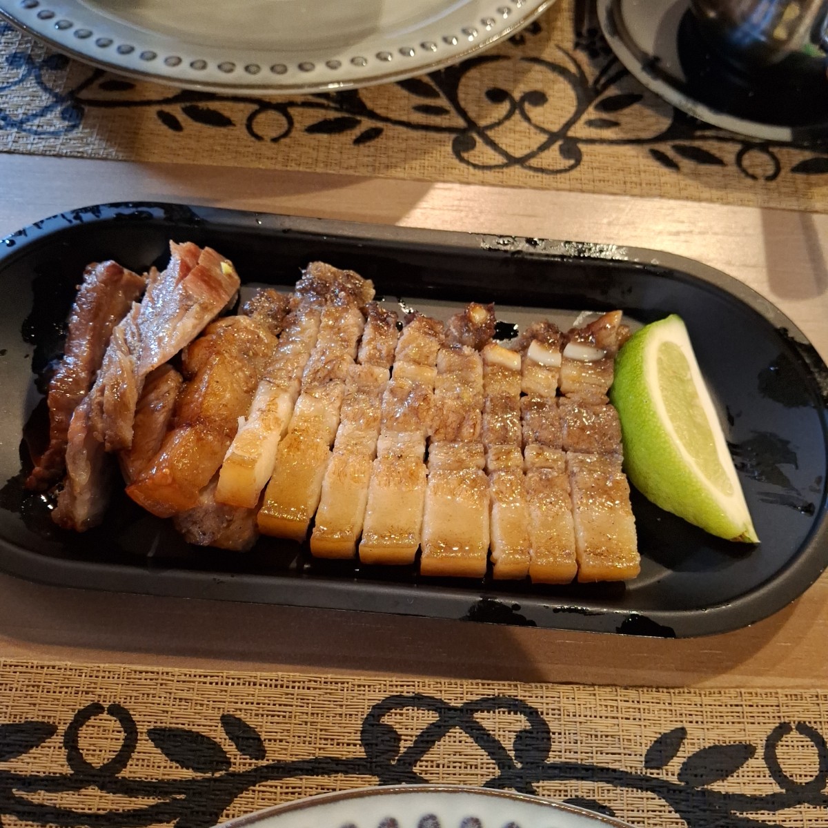 米蘭騎兵團牛排餐廳 的餐點圖片：主廚招待 由美食肥之豬 拍攝