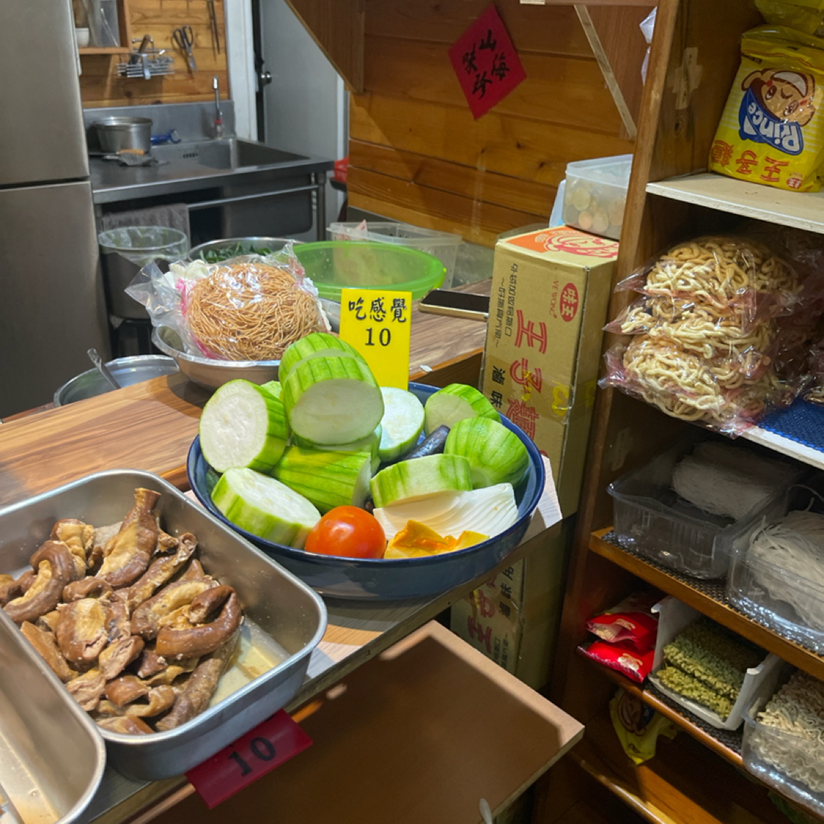 極鮮滷味 のレストランの写真： by等下吃什麼 