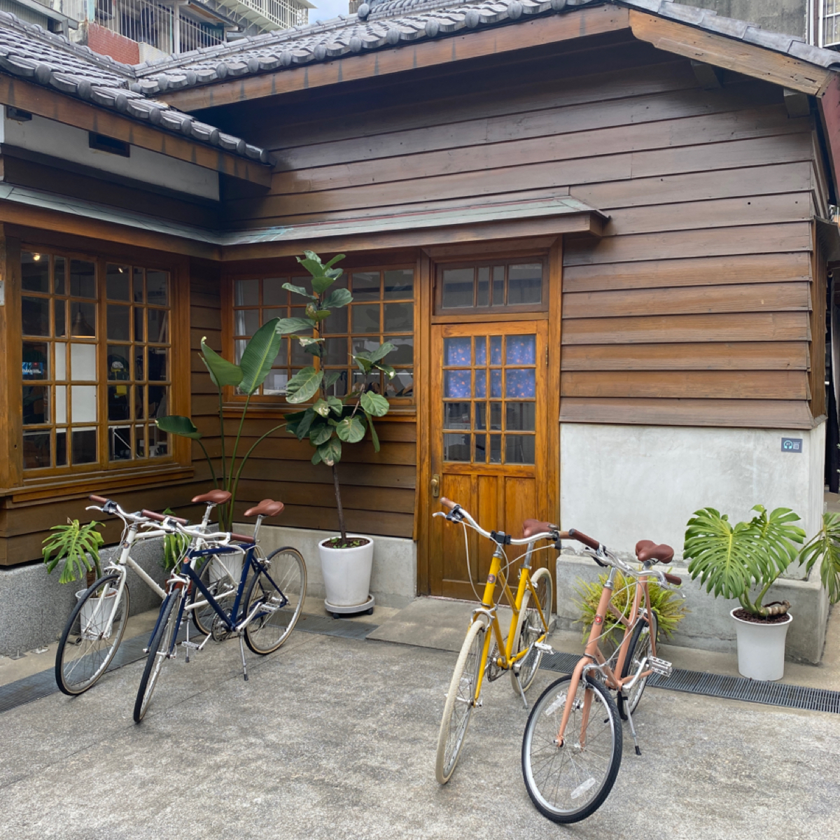 Vibe image of tokyobike Taiwan:  shot by Joe