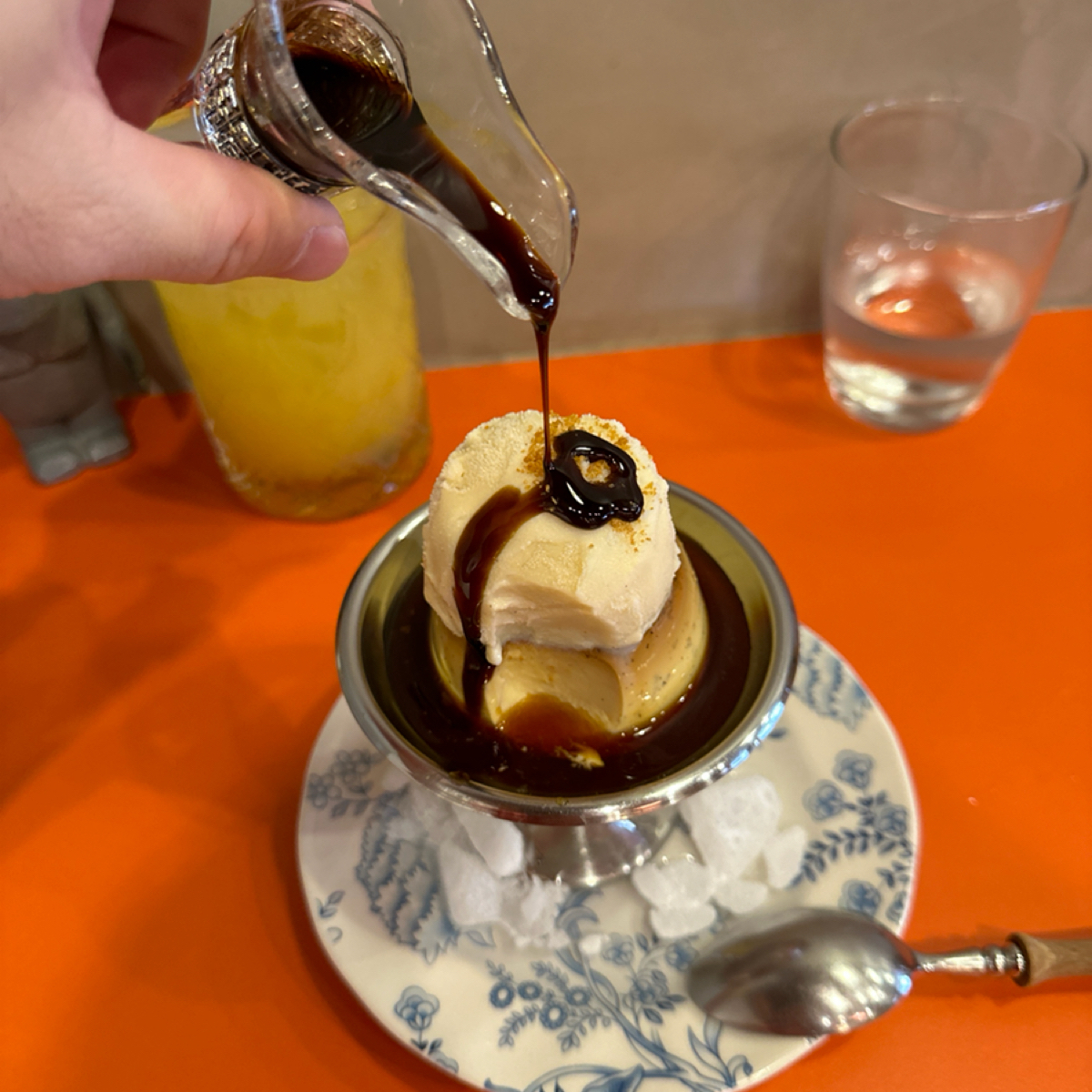 Meal image of Mr. Moan 莫恩先生布丁店: 大天使的氣息淋上黑糖醬 shot by 銘