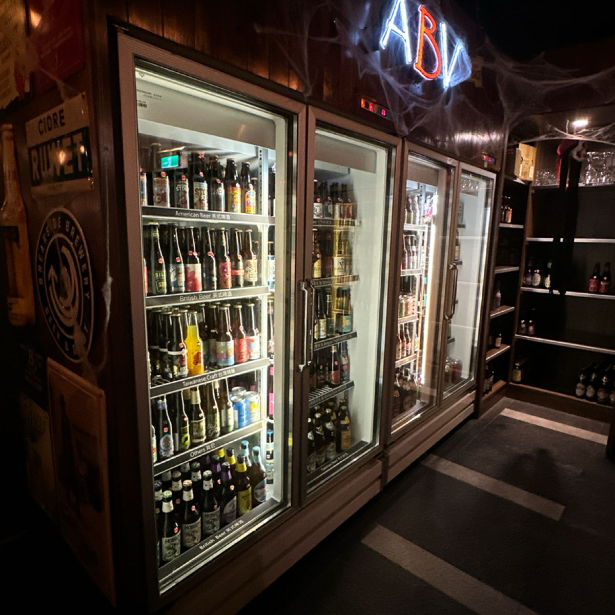 ABV Bar &amp; Kitchen 閣樓餐酒館  的外觀氛圍圖片： 由YY 拍攝