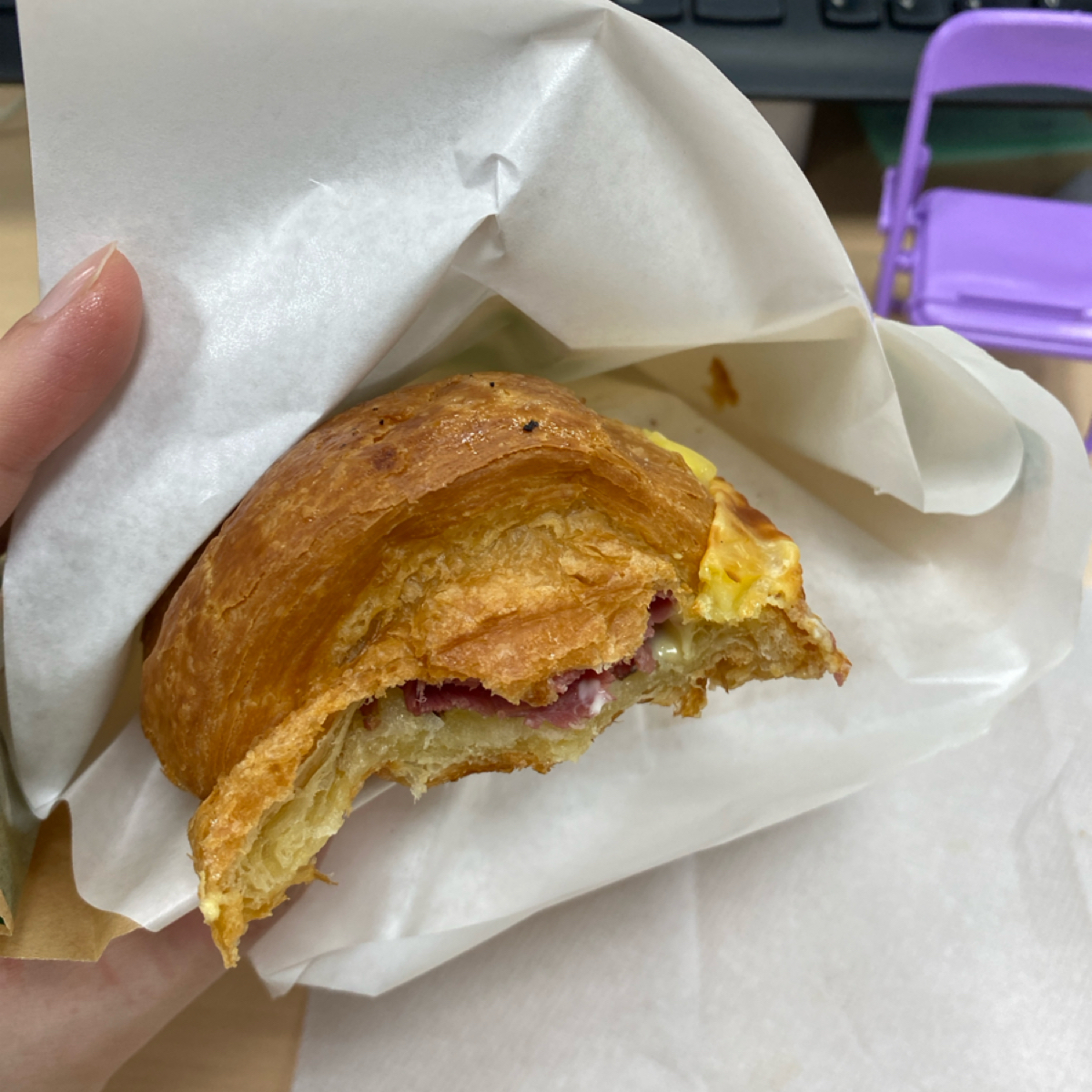 Meal image of 星巴克 板橋遠科門市: ▪️起司牛肉可頌 $100 shot by 阿鈴s食