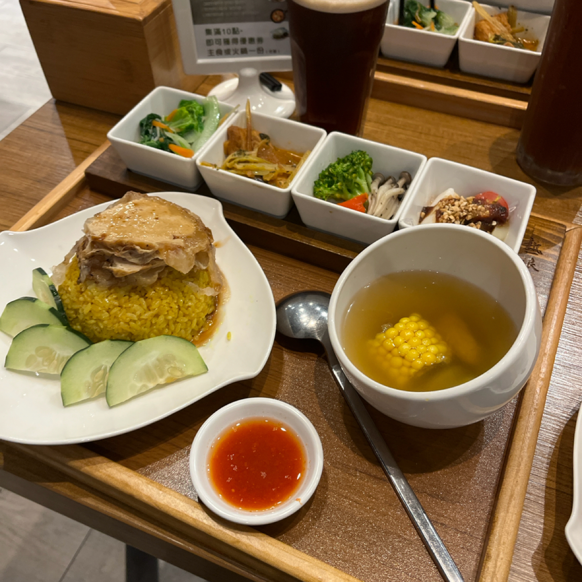 Meal image of 熱浪島南洋蔬食茶堂 員林店: 海南雞飯$329 shot by Qoo