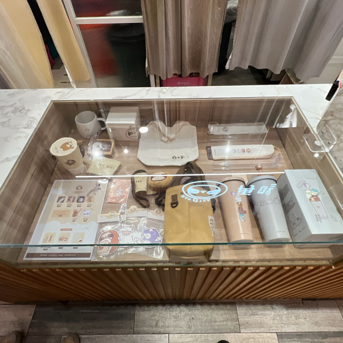 再睡五分鐘 台南南紡店 の雰囲気の写真： byLESTER 