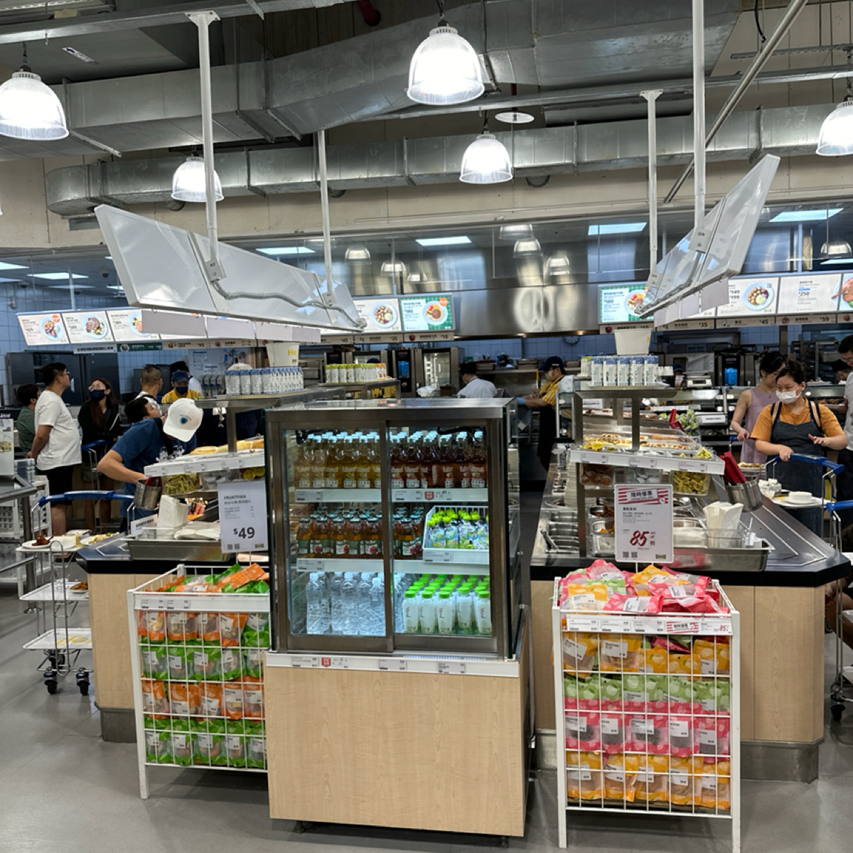 IKEA 瑞典餐廳 新莊店 的外觀氛圍圖片：點餐區 由阿波卡 拍攝