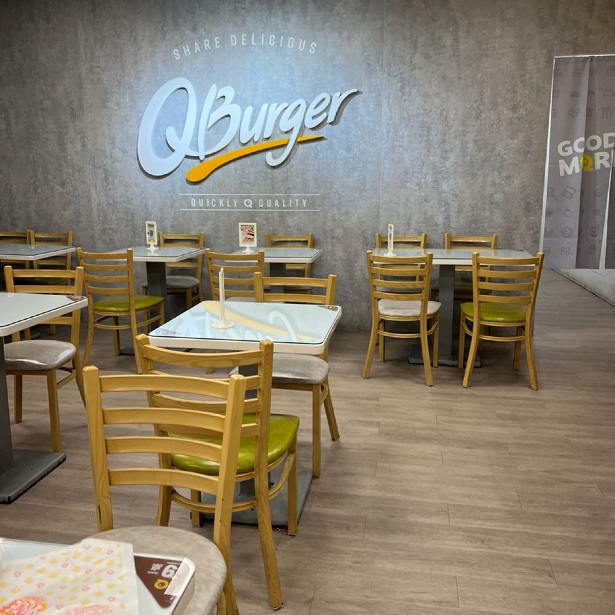Vibe image of QBurger QBurger八里中山店:  shot by 錢多多