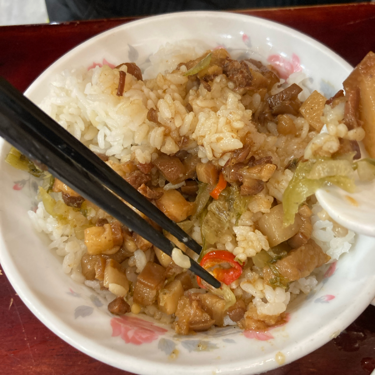 Meal image of 東引快刀手 光復店: 滷肉飯（大） shot by 小蛙