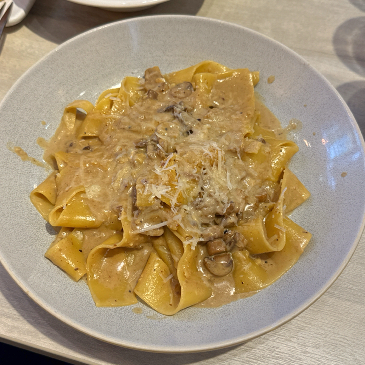 Otto Pasta Classic傳統義式餐館 的餐點圖片：白露里治奧 牛肝菌 大寬扁麵（$320） 由Ana 拍攝