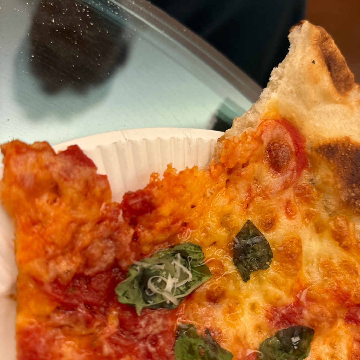 PIZZA SLICE CATSTREET 的餐點圖片：The flavors are bold, the textures are sublime, an 由2QT2BSTR8 拍攝