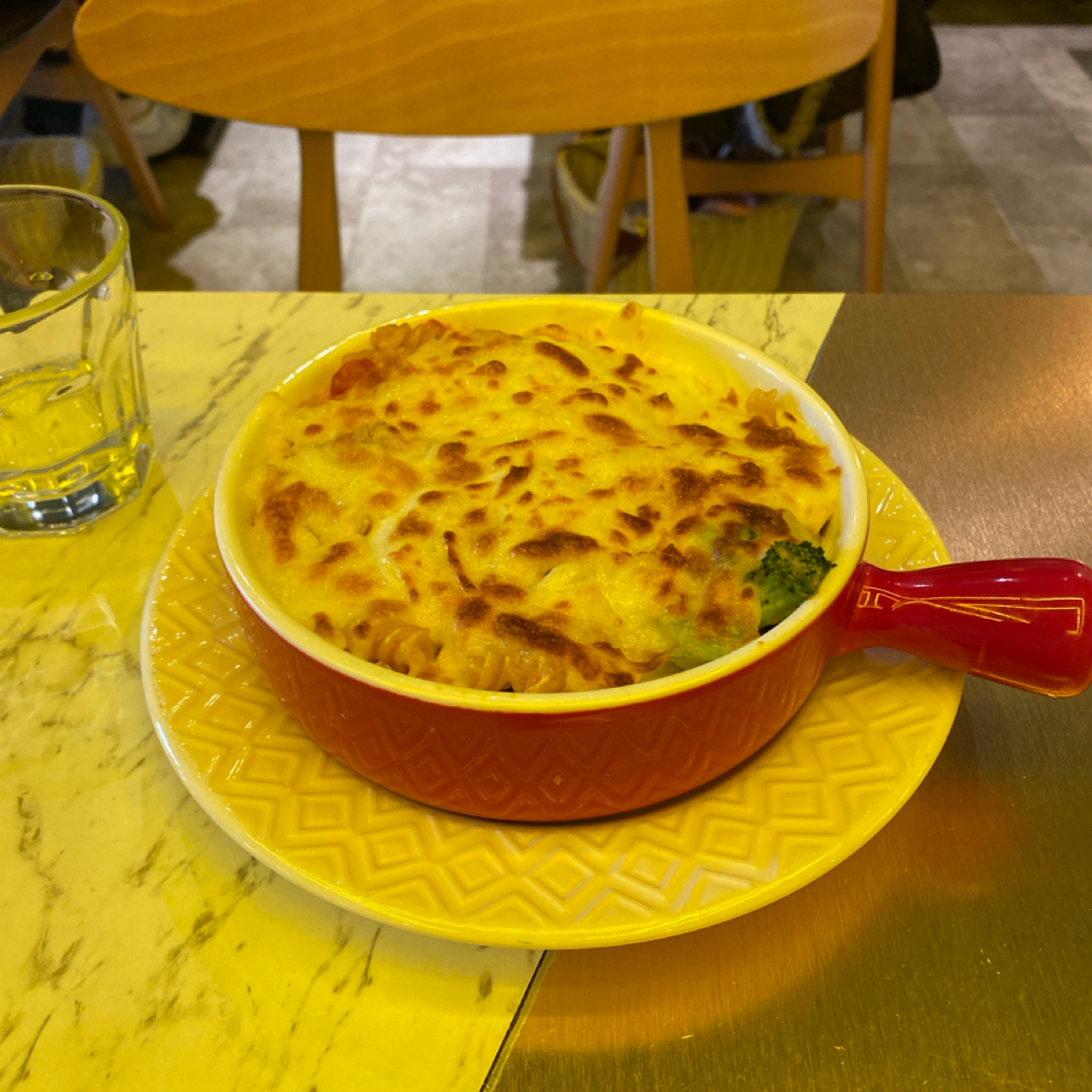 Meal image of 亞丁尼義式麵屋—永春店: 焗烤橘醬雙菇嫩雞麵 shot by wei