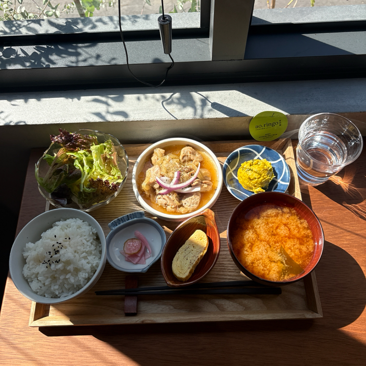 青林檎 ao.ringo のレストランの写真：和朝食 柚子胡椒鹽麴雞 368元
坐在窗邊享受食物真開心🥳 byLucille邊走邊吃 