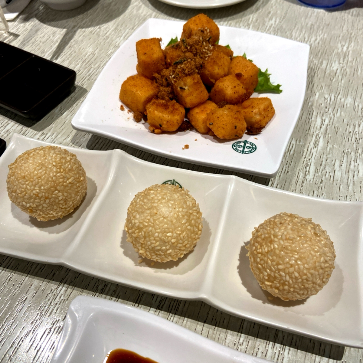Meal image of 添好運 松山車站店: 香鬆炸豆腐及流沙煎堆 shot by 每個人都在找他的貓