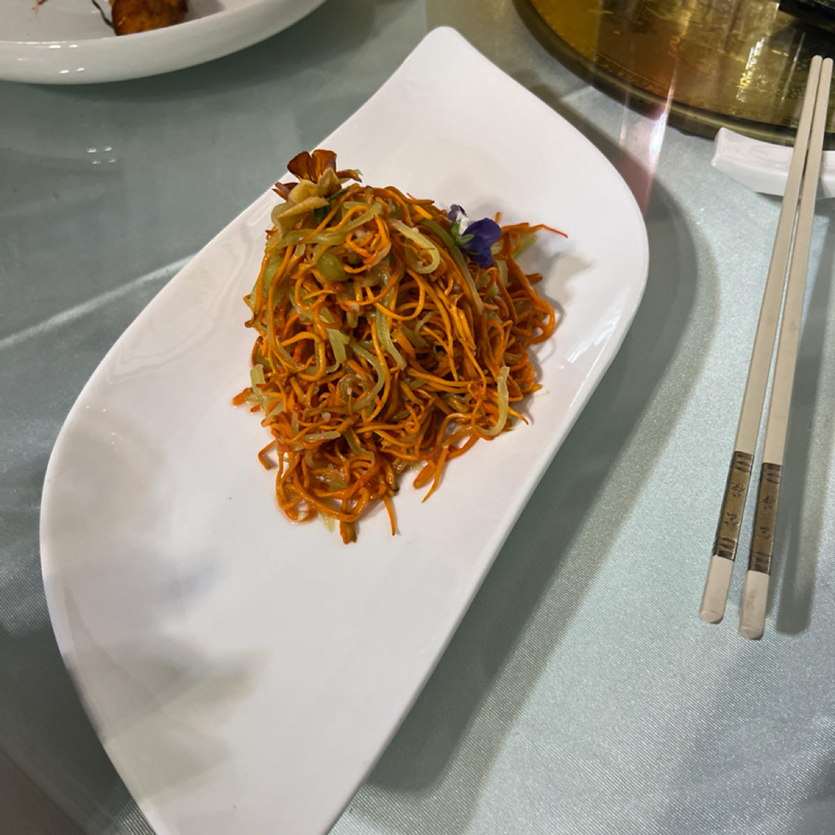 新华宾馆 のレストランの写真： by動吃動吃動吃 