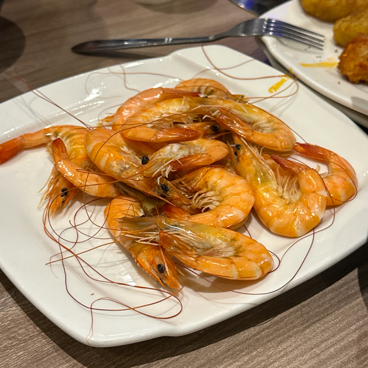 Meal image of 牛釜山牛排 金馬店: 熱炒區的蝦🦐 shot by 艾瑪