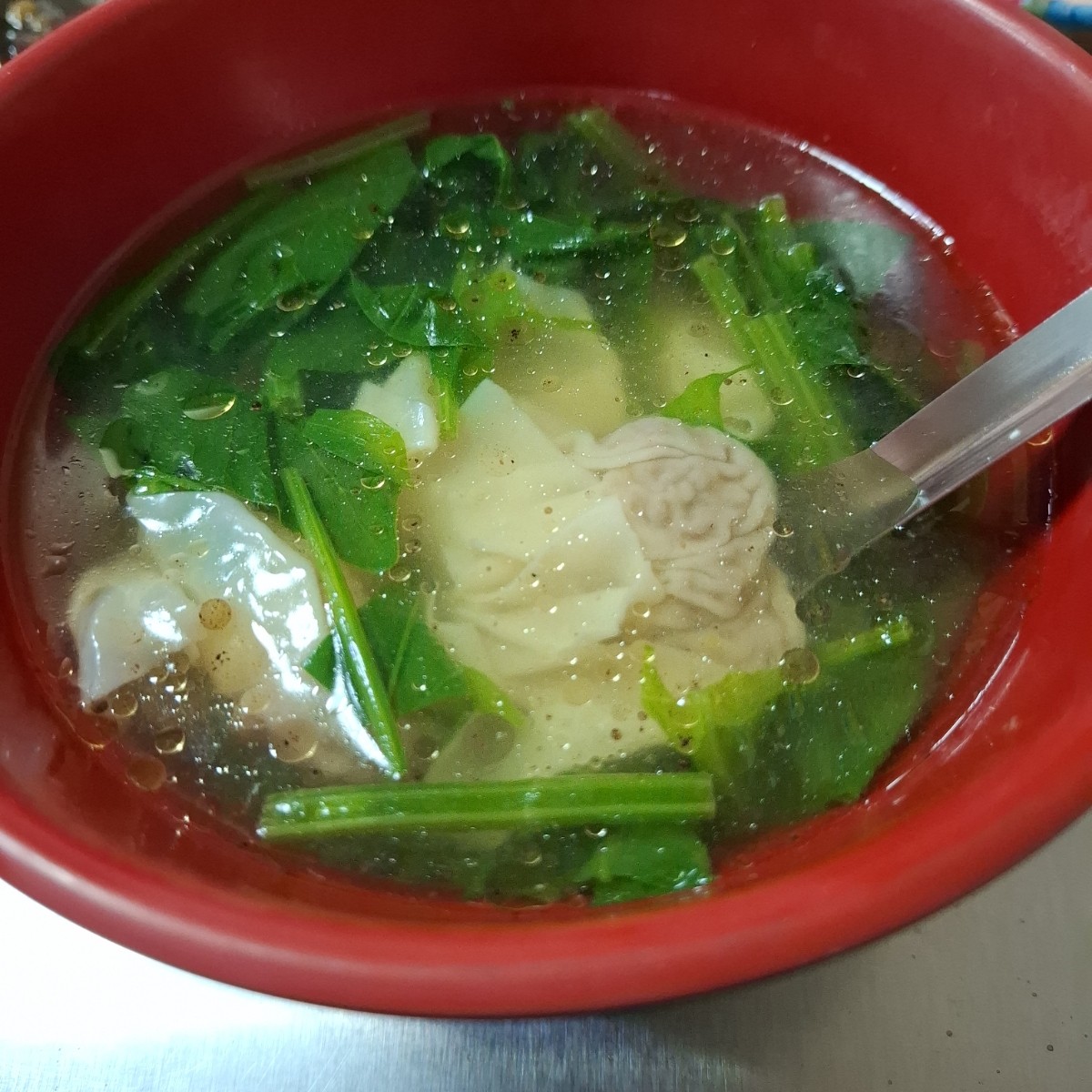 Meal image of 素食 鐵板 紅燒麵: 餛飩湯 shot by Rita981