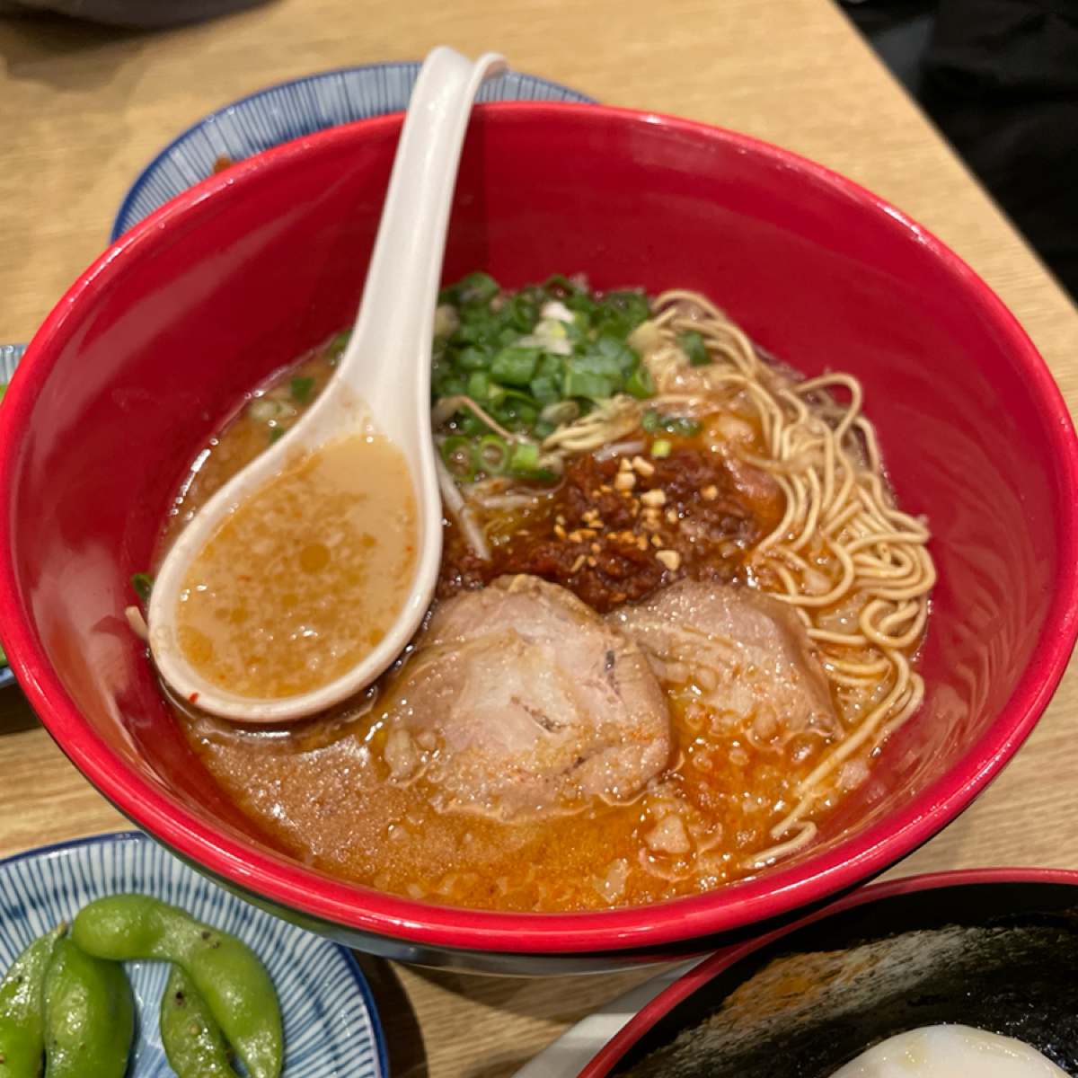 一風堂 微風台北車站店 のレストランの写真：一風堂辣肉味增：味噌味道很香，一點點微辣，也是稍鹹，麵的硬度可以調整。 byFreddy Liu 