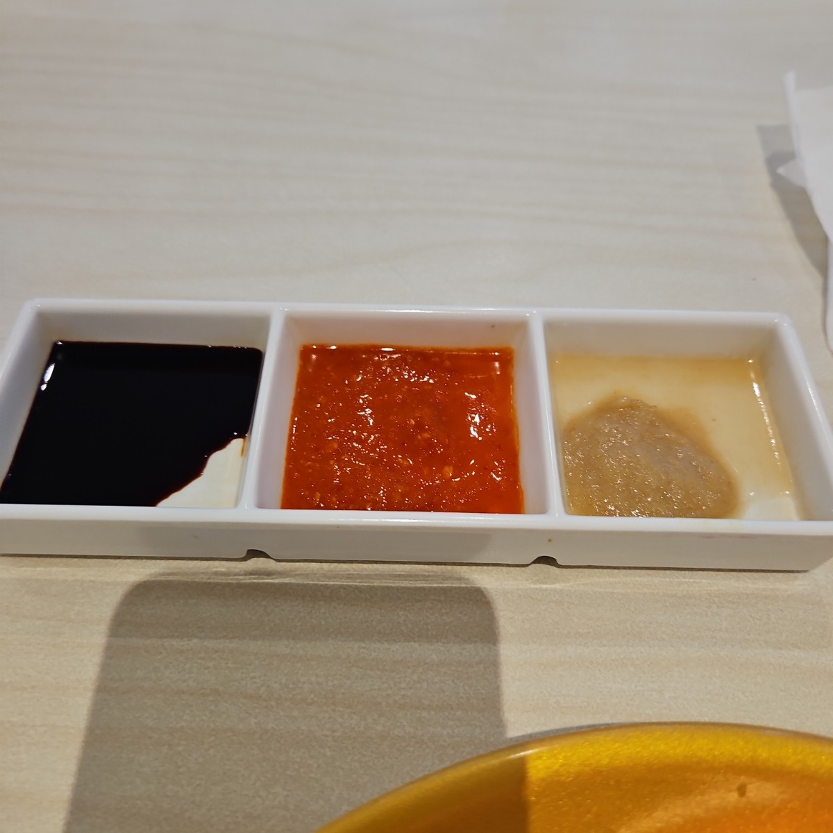 Meal image of 文慶雞: 搭配的三色醬料 shot by Wumei