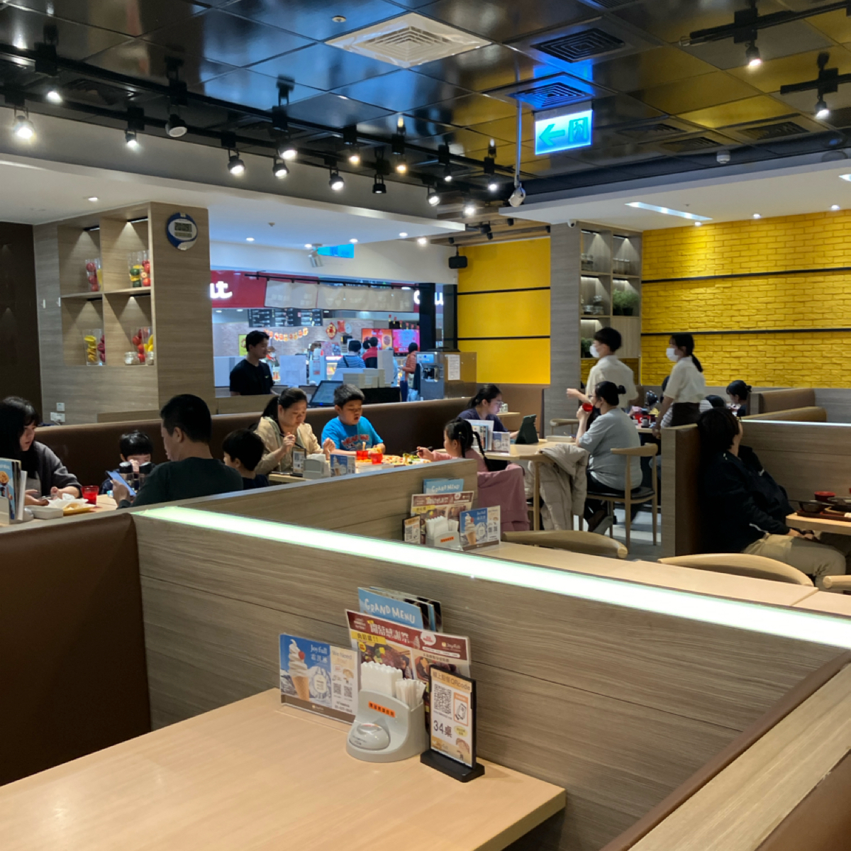 Joyfull（高雄家樂福成功店） 的外觀氛圍圖片： 由GG 拍攝