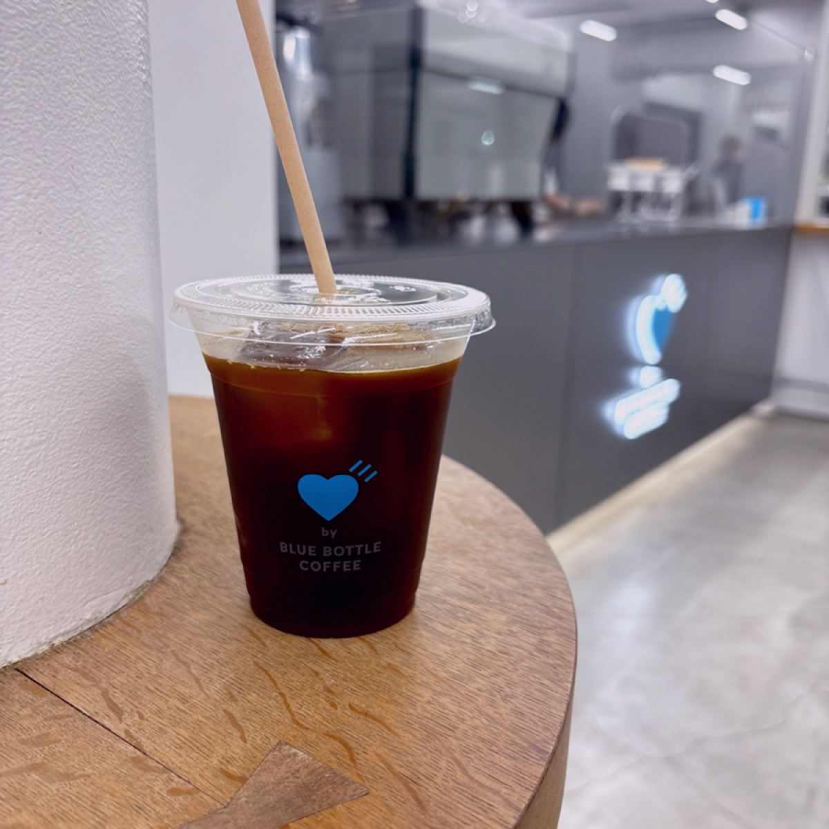 Meal image of HUMAN MADE Cafe by Blue Bottle Coffee: 靠柱子的小平台是每個人拿到飲料後都會拍照的位置🩵 shot by 秋桑