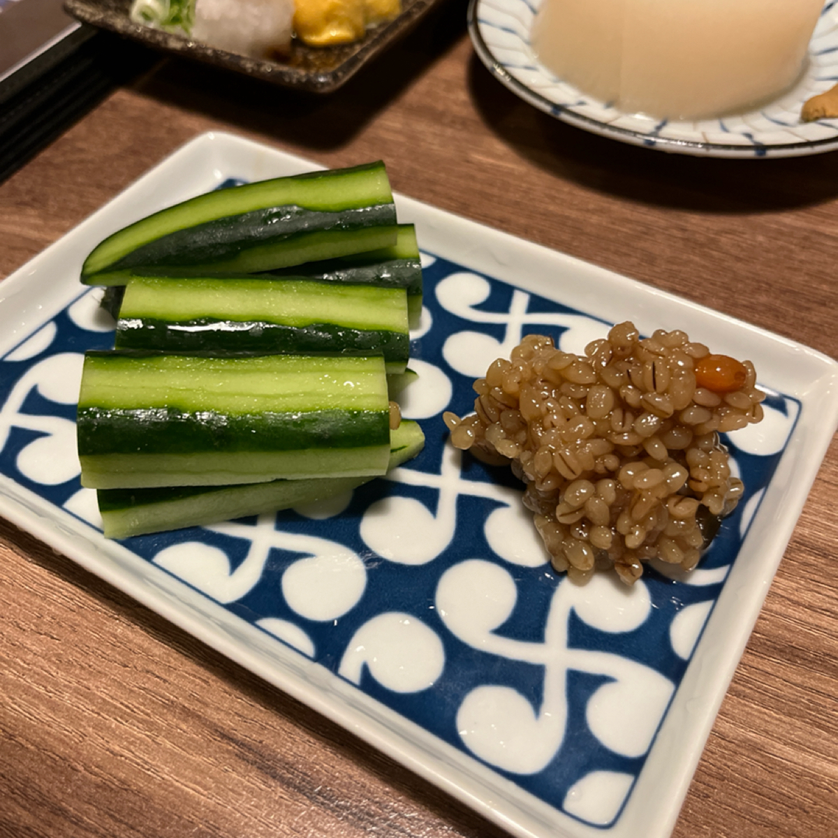 Meal image of 八百屋: 金山寺味增小黃瓜，第一次接觸金山寺味增就在這家店。從此就愛上了，還會自己買回家吃。 shot by 阿官