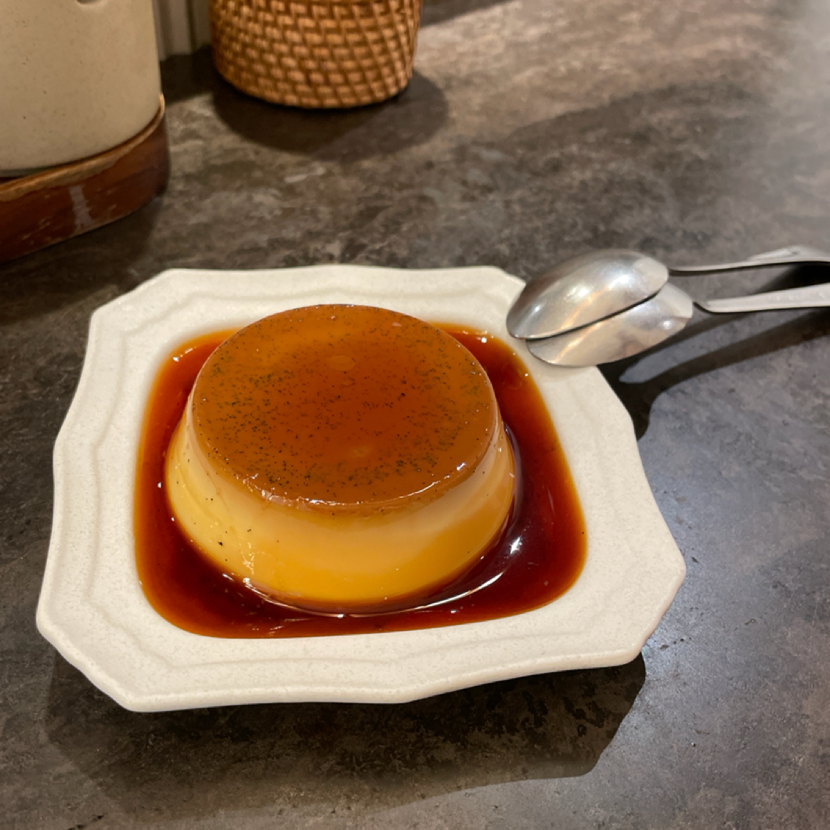 Meal image of Jimmy on the road 居米先生在路上: 布丁 shot by Stella