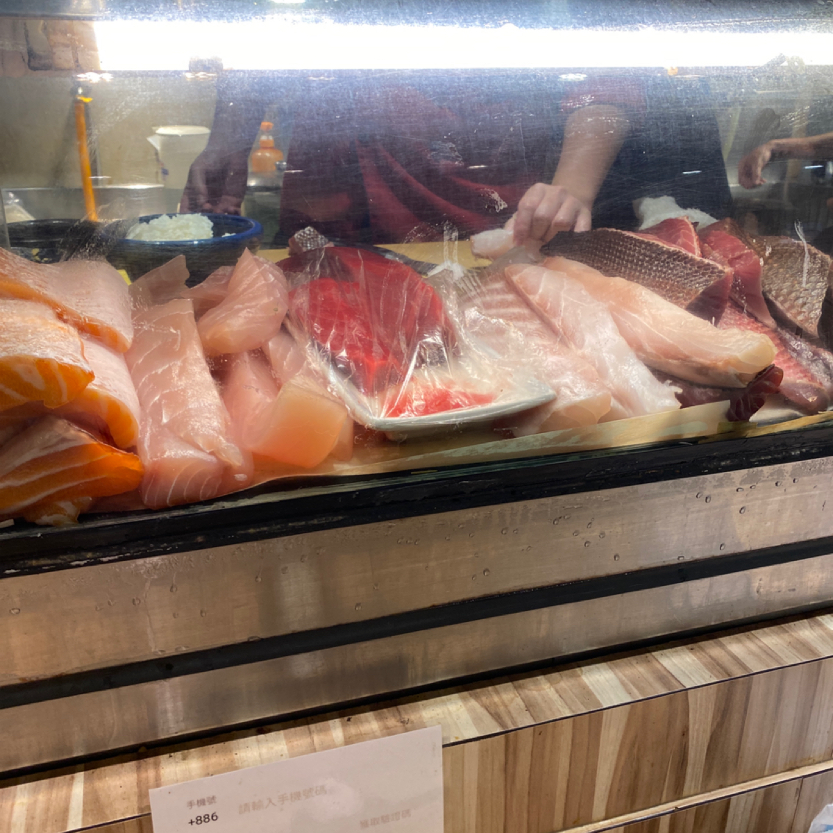 Vibe image of 百魚鮮食屋:  shot by 小羊的食記 JFGT