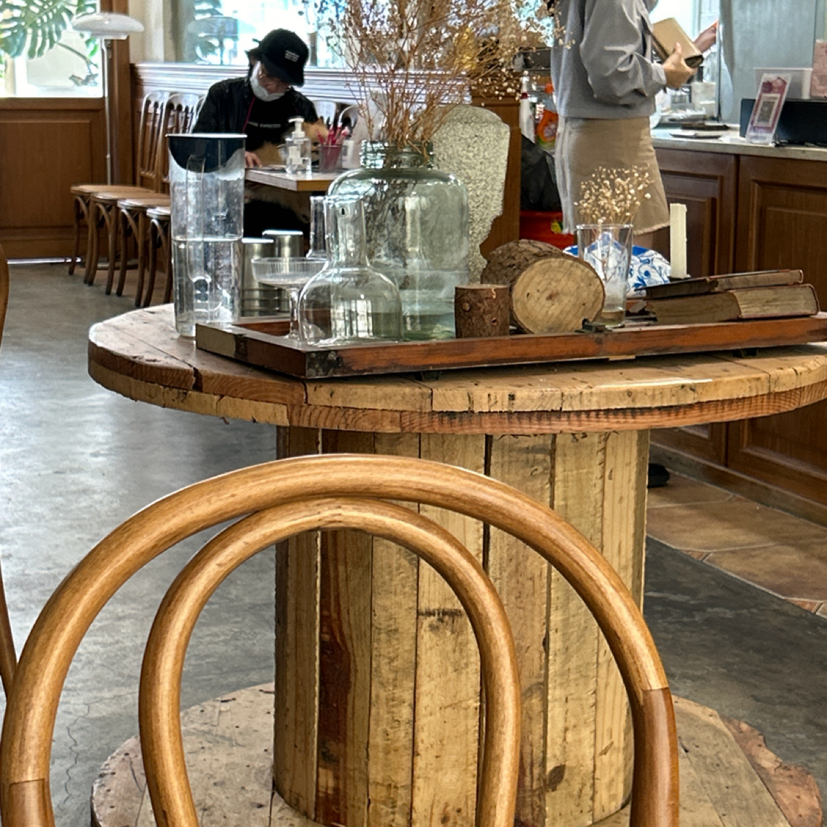 Vibe image of 日光遇早點 泰和店: 餐具在這邊自取 shot by 🐑🐑