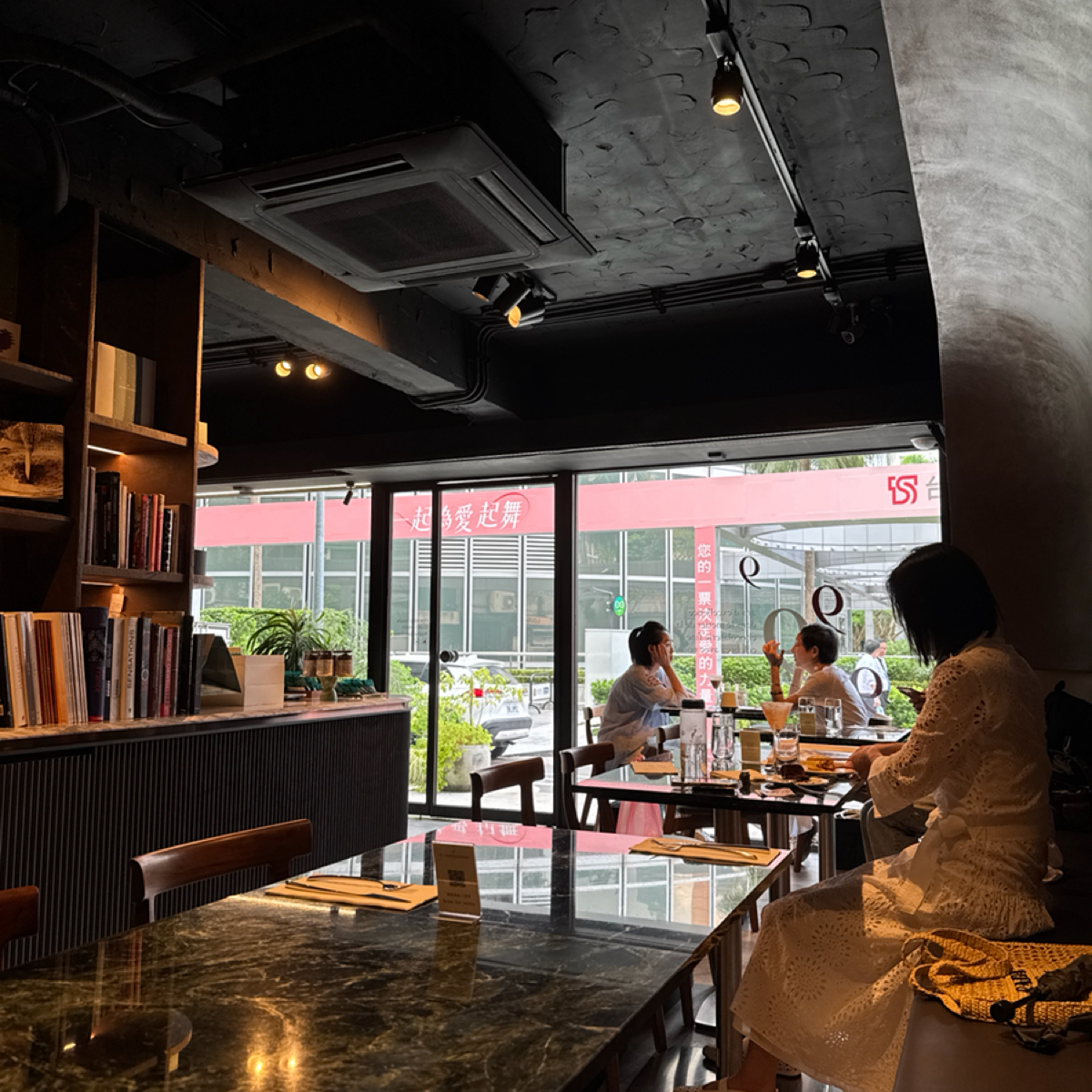 畬室法式巧克力甜點創作 YU CHOCOLATIER の雰囲気の写真： byJacker 