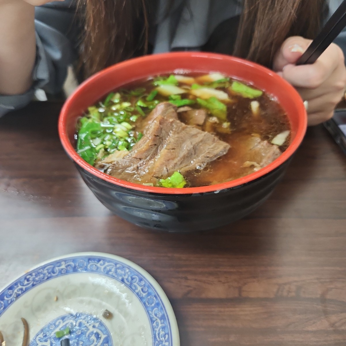 93蕃茄牛肉麵 的餐點圖片： 由allen0557217 拍攝