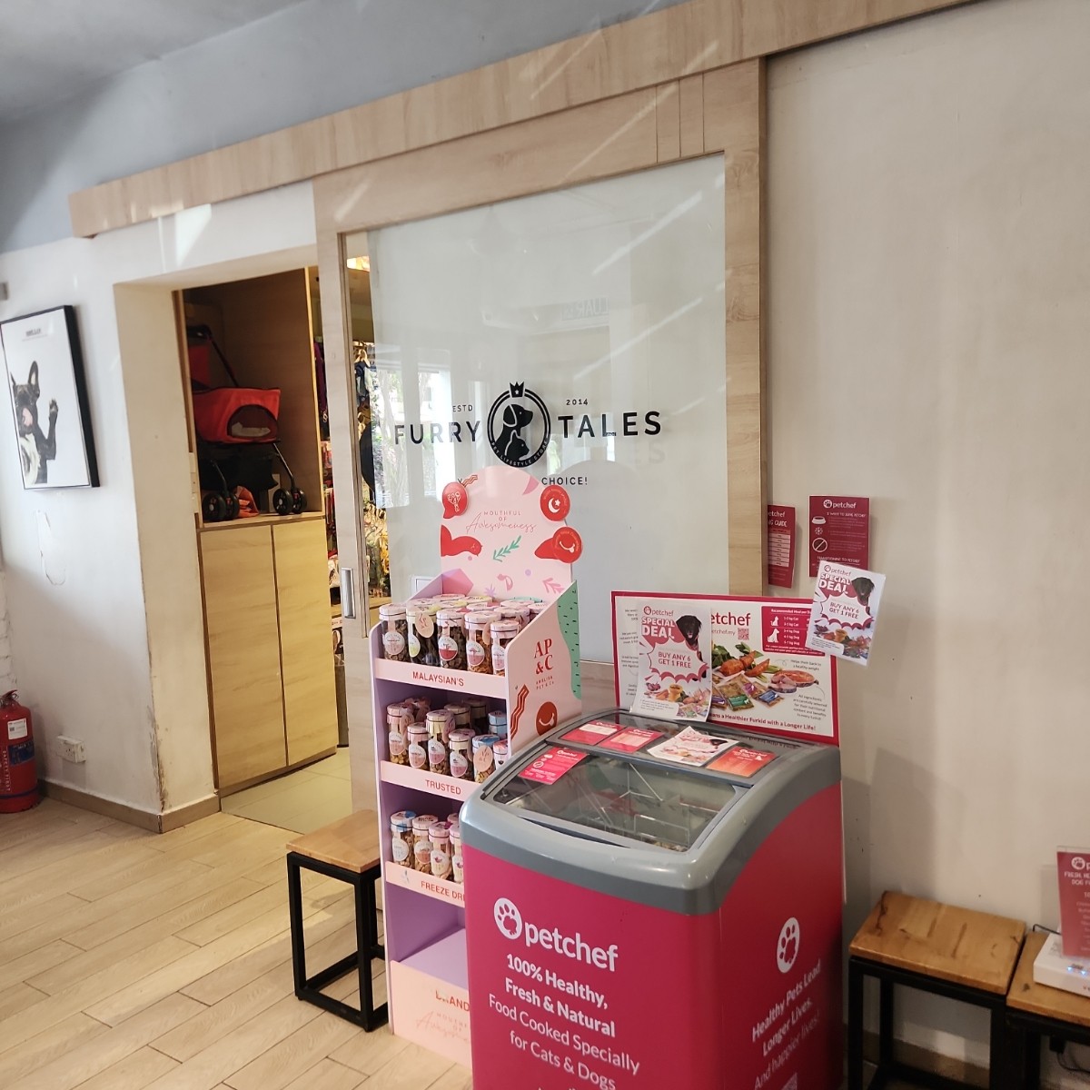 Clawset Pet Cafe の雰囲気の写真：pet shop byblacktaiko 