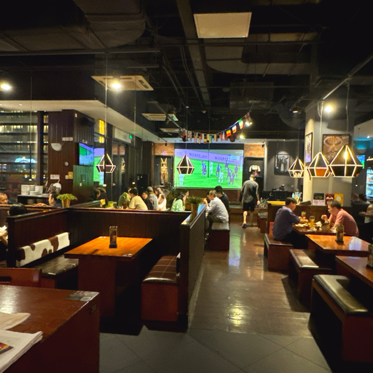 Vibe image of haxnbauer海森堡德国餐厅 (长泰广场店):  shot by 不能被老婆發現