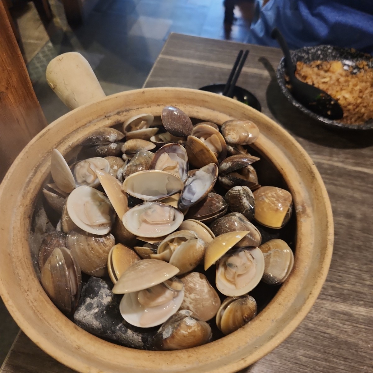 Meal image of Tanzen Izakaya: Tanzen clams shot by blacktaiko