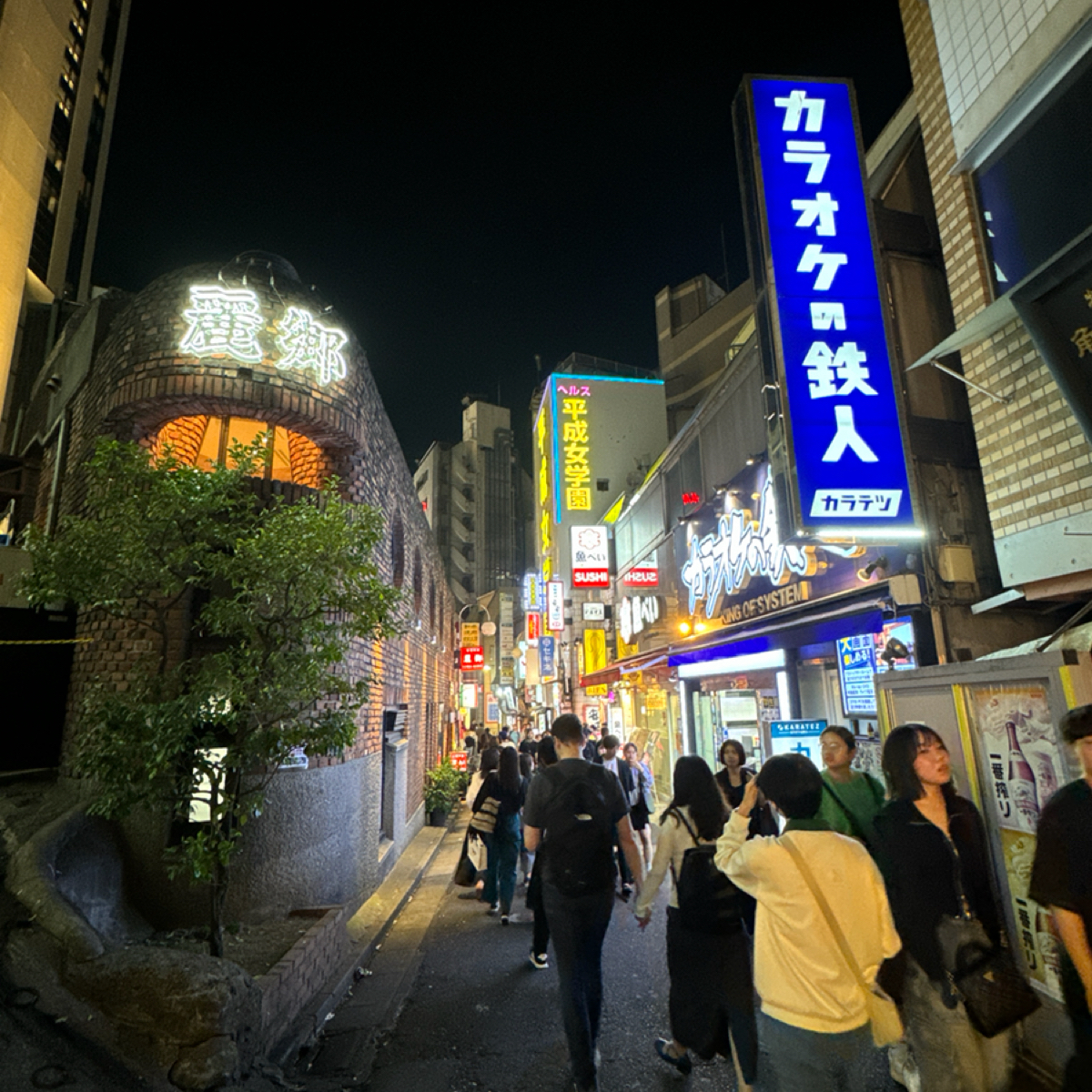 挽肉と米 渋谷店 の雰囲気の写真：先找到這裡 by不能被老婆發現 