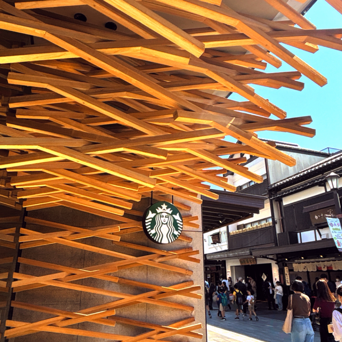 Vibe image of STARBUCKS 太宰府天満宮表参道店:  shot by 秋桑